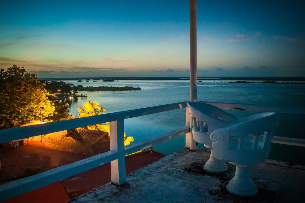 Hotel Laguna Bacalar Kültér fotó