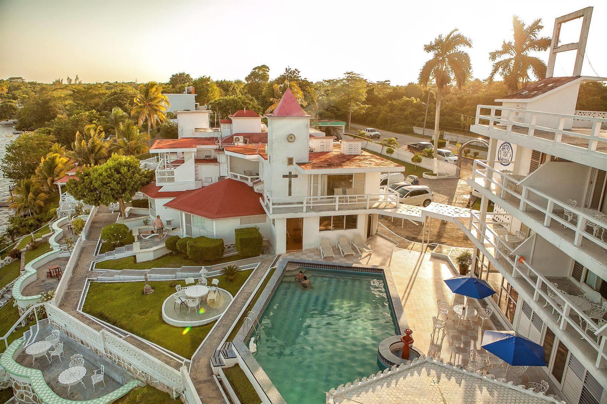 Hotel Laguna Bacalar Kültér fotó