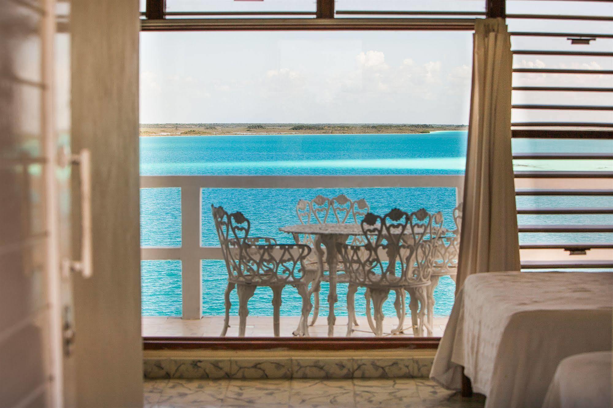 Hotel Laguna Bacalar Kültér fotó